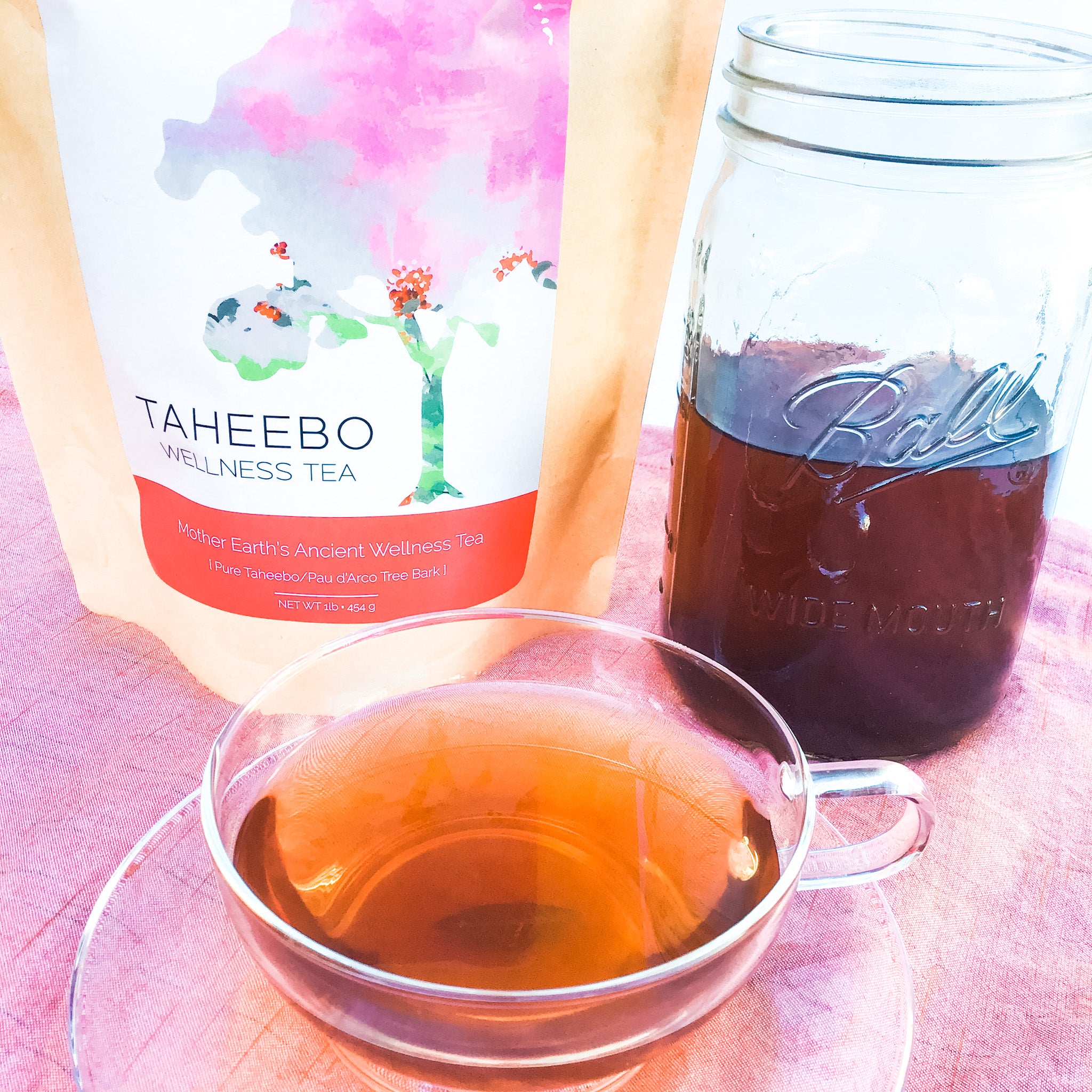 Taheebo Wellness Tea In Action with Mason Jar
